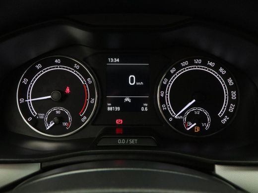 Skoda Kamiq 1.0 TSi 110 Pk Sport Business | Cruise Control | LED | Privacy Glass |Carplay | Climate Control |... ActivLease financial lease