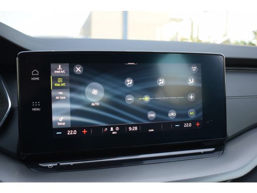 Skoda Octavia Combi 1.0 TSI Ambition | Trekhaak | Apple CarPlay | Virtual | Privacy ActivLease financial lease