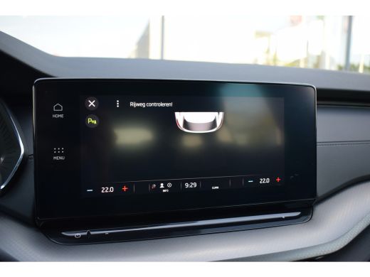 Skoda Octavia Combi 1.0 TSI Ambition | Trekhaak | Apple CarPlay | Virtual | Privacy ActivLease financial lease