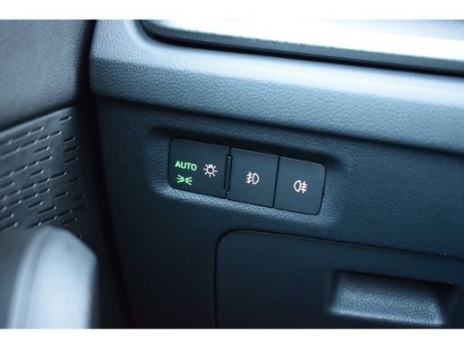 Skoda Octavia Combi 1.0 TSI Ambition | Trekhaak | Apple CarPlay | Virtual | Privacy ActivLease financial lease