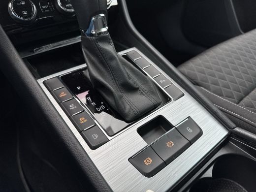 Skoda Superb Combi 1.4 TSI iV Business Edition | Trekhaak | A.cam | Side assist | ActivLease financial lease