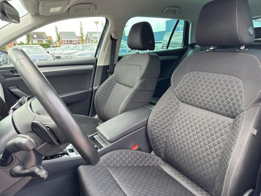 Skoda Superb Combi 1.4 TSI iV Business Edition | Trekhaak | A.cam | Side assist | ActivLease financial lease