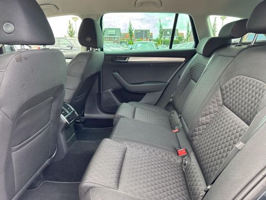 Skoda Superb Combi 1.4 TSI iV Business Edition | Trekhaak | A.cam | Side assist | ActivLease financial lease