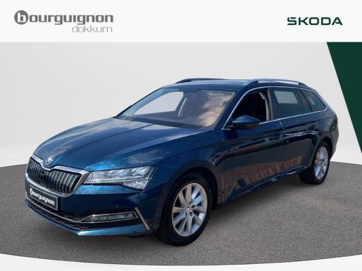 Skoda Superb Combi 1.4 TSI iV Business Edition | PHEV | 218Pk | Trekhaak | Cruise | A-Camera | DCC | Skoda Superb Combi 1.4 TSI iV Business Edition | PHEV | 218Pk | Trekhaak | Cruise | A-Camera | DCC |