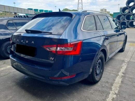 Skoda Superb Combi 1.4 TSI iV Business Edition | WORDT VERWACHT | Trekhaak | Cruise | A.cam | ActivLease financial lease