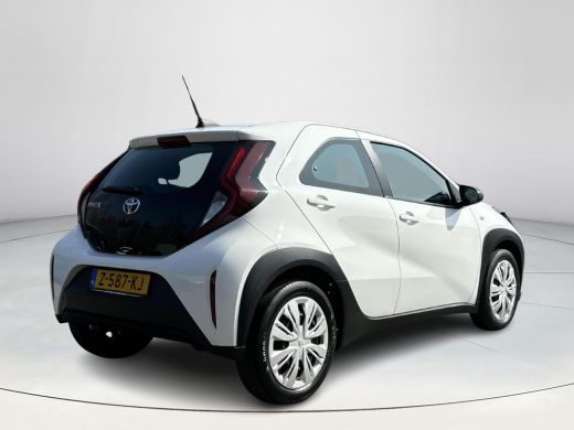 Toyota Aygo 1.0 VVT-i MT Play | All-in prijs | Adaptive cruise control | Apple/android auto ActivLease financial lease