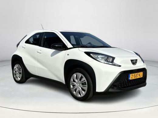 Toyota Aygo 1.0 VVT-i MT Play | All-in prijs | Adaptive cruise control | Apple/android auto ActivLease financial lease