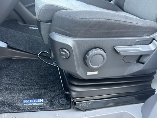 Volkswagen Crafter 35 2.0 TDI Bakwagen met laadklep ActivLease financial lease