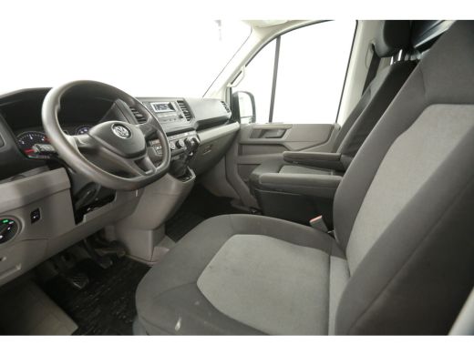 Volkswagen Crafter 35 2.0 TDI L3H3 140PK 300KG Trekgew. Airco Cruise PDC Imperiaal Trekhaak ActivLease financial lease