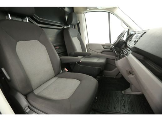 Volkswagen Crafter 35 2.0 TDI L3H3 140PK 300KG Trekgew. Airco Cruise PDC Imperiaal Trekhaak ActivLease financial lease
