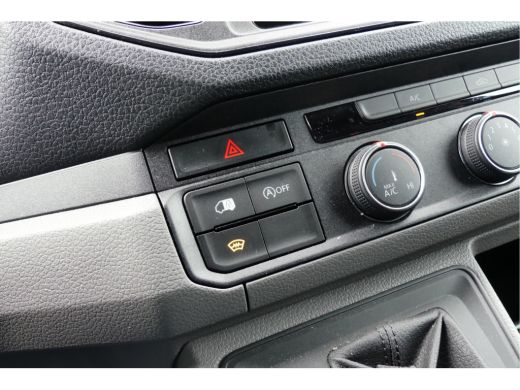 Volkswagen Crafter Exclusive L3H3 | Automaat | Trekhaak | Led | Adaptive Cruise | Betimmering | Camera ActivLease financial lease