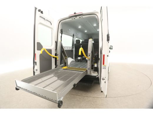 Volkswagen Crafter L3H3 Rolstoelbus | Rolstoellift | INCL BTW & BPM | 8 Persoons Airco Cruise Camera Carplay LED PDC ActivLease financial lease