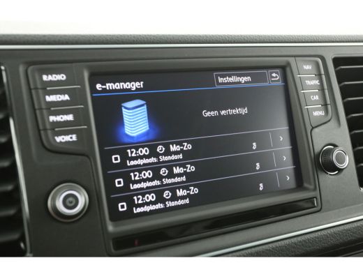 Volkswagen Crafter L3H3 Rolstoelbus | Rolstoellift | INCL BTW & BPM | 8 Persoons Airco Cruise Camera Carplay LED PDC ActivLease financial lease