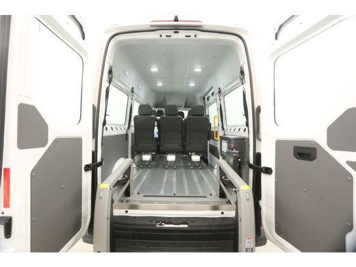 Volkswagen Crafter L3H3 Rolstoelbus | Rolstoellift | INCL BTW & BPM | 8 Persoons Airco Cruise Camera Carplay LED PDC ActivLease financial lease