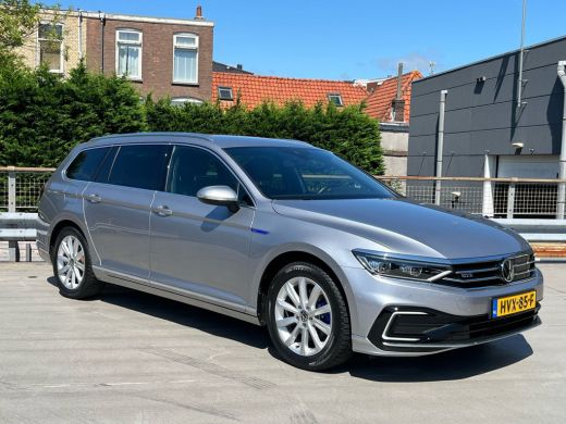 Volkswagen Passat Variant 1.4 TSI PHEV GTE Business | Driver Assistance Package | Easy Open & Close package | Busin... ActivLease financial lease