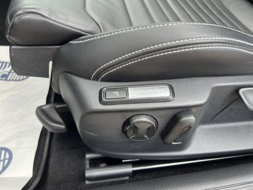 Volkswagen Passat Variant 1.4 TSI PHEV GTE Business | Leder | Trekhaak | Pano dak  | ActivLease financial lease