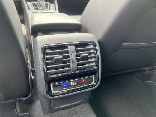Volkswagen Passat Variant 1.4 TSI PHEV GTE Business | Leder | Trekhaak | Pano dak  | ActivLease financial lease
