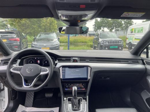 Volkswagen Passat Variant 1.4 TSI PHEV GTE Business | Leder | Trekhaak | Pano dak  | ActivLease financial lease