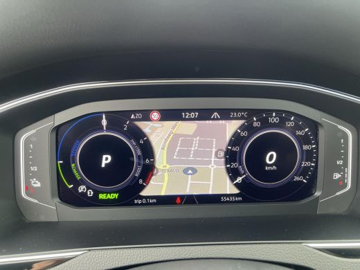 Volkswagen Passat Variant 1.4 TSI PHEV GTE Business | Leder | Trekhaak | Pano dak  | ActivLease financial lease