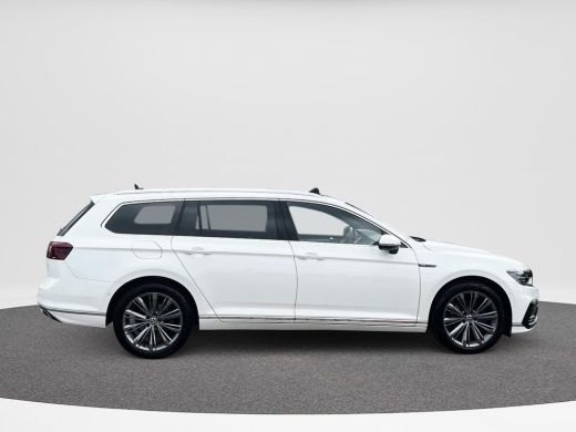 Volkswagen Passat Variant 1.4 TSI PHEV GTE Business | Leder | Trekhaak | Pano dak  | ActivLease financial lease