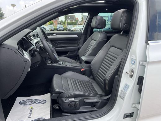 Volkswagen Passat Variant 1.4 TSI PHEV GTE Business | Leder | Trekhaak | Pano dak  | ActivLease financial lease