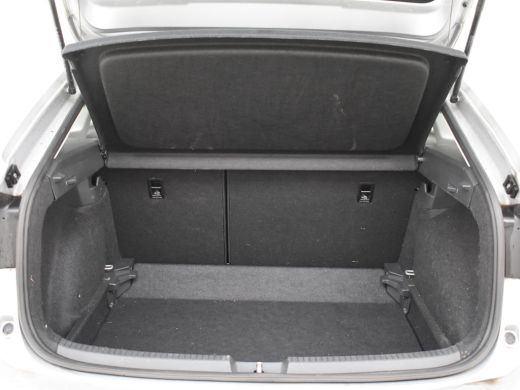 Volkswagen Taigo 1.0 TSI Life 96pk Navigatie | Airco | Led koplampen | App connect | Adaptief cruise control | 16"LMV ActivLease financial lease