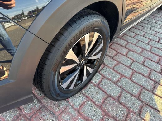 Volkswagen Taigo 1.0 TSI Life Business | 95 pk | App Connect | Airco | Lane Assist | Virtual Cockpit | ActivLease financial lease