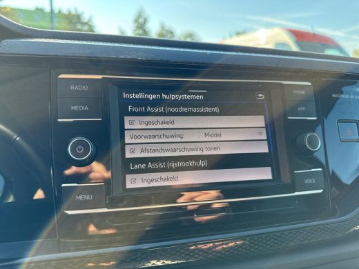 Volkswagen Taigo 1.0 TSI Life Business | 95 pk | App Connect | Airco | Lane Assist | Virtual Cockpit | ActivLease financial lease