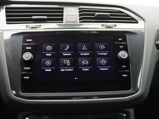 Volkswagen Tiguan 1.4 TSI PHEV Life Business 360 graden camera, Elek. achterklep, Adaptive Cruise Control, Ergo-act... ActivLease financial lease