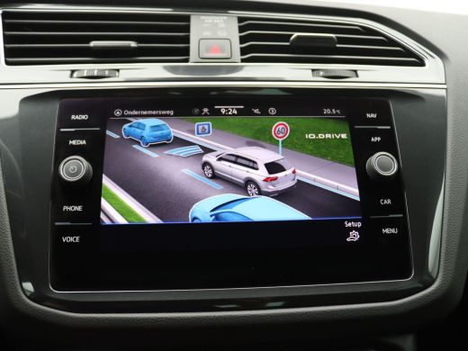 Volkswagen Tiguan 1.4 TSI PHEV Life Business 360 graden camera, Elek. achterklep, Adaptive Cruise Control, Ergo-act... ActivLease financial lease
