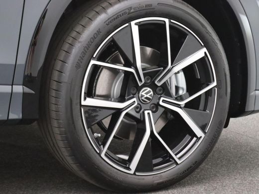 Volkswagen Tiguan 1.5 eHybrid R-Line Edition 272PK DSG matrix led, trekhaak, panoramadak, 360gr. camera, keyless, s... ActivLease financial lease