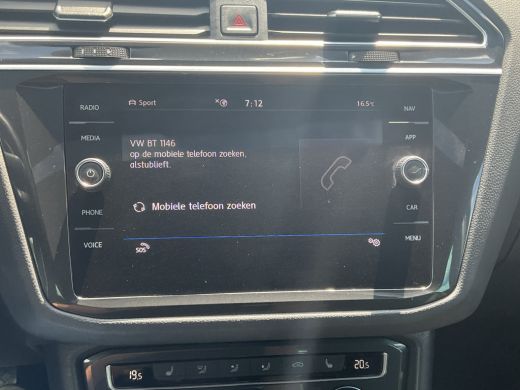Volkswagen Tiguan 1.5 TSI ACT R-line Automaat Pano.dak Trekhaak Stoelverw+Massage Keyless Vol opties! ActivLease financial lease