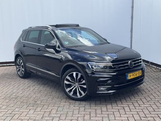 Volkswagen Tiguan 1.5 TSI ACT R-line Automaat Pano.dak Trekhaak Stoelverw+Massage Keyless Vol opties! ActivLease financial lease