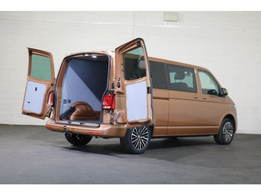 Volkswagen Transporter 2.0 TDI 204pk Bulli L2 H1 DC Airco Navigatie Apple Carplay Trekhaak ActivLease financial lease