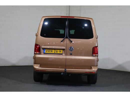 Volkswagen Transporter 2.0 TDI 204pk Bulli L2 H1 DC Airco Navigatie Apple Carplay Trekhaak ActivLease financial lease