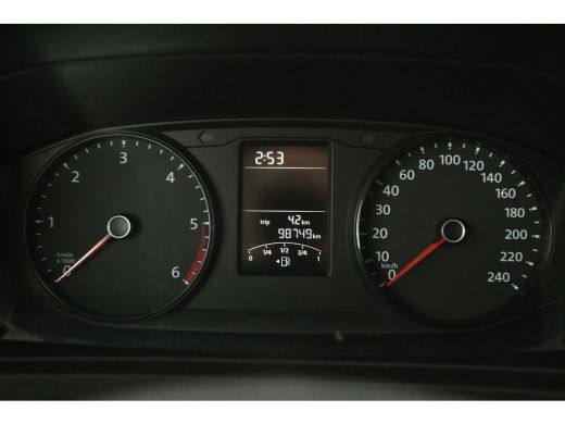 Volkswagen Transporter 2.0 TDI L2H1 Dubbele Cabine Airco Cruise 6 Persoons Elektrpakket Sidebar Trekhaak ActivLease financial lease