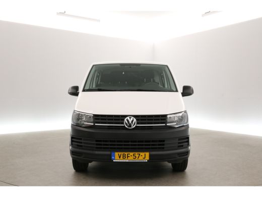 Volkswagen Transporter 2.0 TDI L2H1 Dubbele Cabine Airco Cruise 6 Persoons Elektrpakket Sidebar Trekhaak ActivLease financial lease