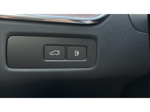 Volvo  XC60 2.0 T6 Plug-in hybrid AWD Plus Dark | Luchtvering | Trekhaak | 360 Camera | Panoramadak | ActivLease financial lease