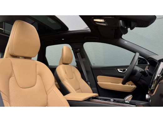 Volvo  XC60 2.0 T6 Plug-in hybrid AWD Plus Dark | Luchtvering | Trekhaak | 360 Camera | Panoramadak | ActivLease financial lease
