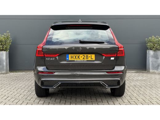 Volvo  XC60 2.0 T6 Plug-in hybrid AWD Plus Dark | Luchtvering | Trekhaak | 360 Camera | Panoramadak | ActivLease financial lease