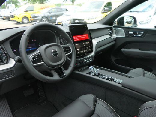 Volvo  XC60 T6 Plug-in hybrid AWD Ultra Black Edition | Luchtvering | Bowers&Wilkins | 22 Inch | Privacy Glas... ActivLease financial lease