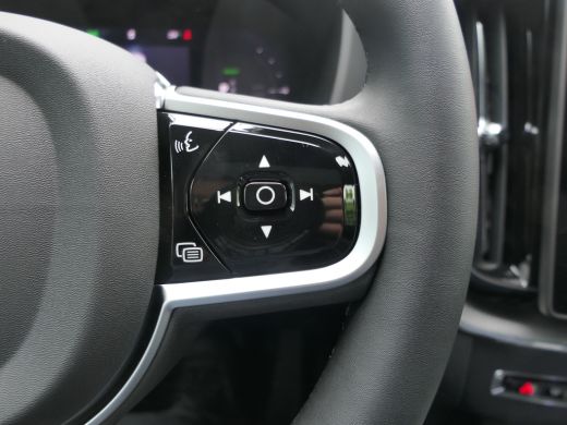 Volvo  XC60 T6 Plug-in hybrid AWD Ultra Black Edition | Luchtvering | Bowers&Wilkins | 22 Inch | Privacy Glas... ActivLease financial lease