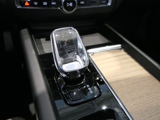 Volvo  XC60 T6 Plug-in hybrid AWD Ultra Dark | Panoramadak | 21 Inch | Harman/Kardon | 360 Camera | Adaptive ... ActivLease financial lease
