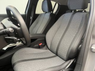 Peugeot e-208 EV Allure 51 kWh | Navigatie | Climate | Adaptive Cruise | Apple Carplay/Android auto | 11 kW lad...