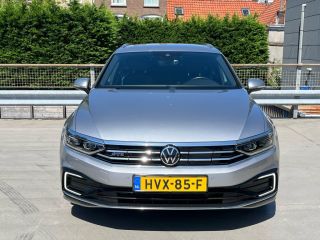 Volkswagen Passat Variant 1.4 TSI PHEV GTE Business | Driver Assistance Package | Easy Open & Close package | Busin...