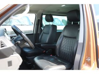 Volkswagen Transporter 2.0 TDI 204pk Bulli L2 H1 DC Airco Navigatie Apple Carplay Trekhaak
