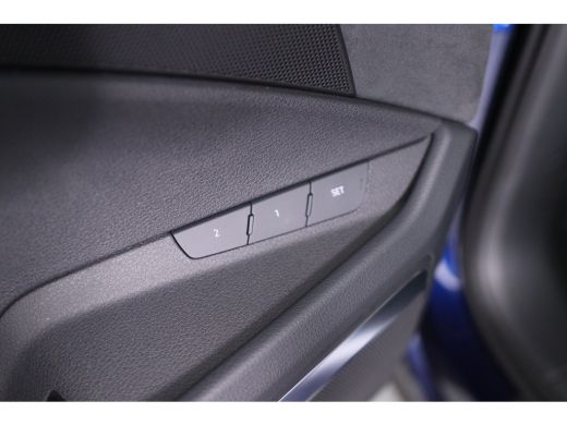 Audi e-tron 55 quattro S edition 95 kWh | 1e Eigenaar! | Leder | LED | Camera | B&O | 21'' LMV | Memory | Vir... ActivLease financial lease
