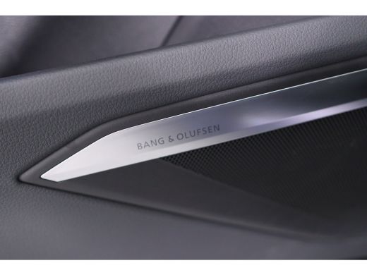 Audi e-tron 55 quattro S edition 95 kWh | 1e Eigenaar! | Leder | LED | Camera | B&O | 21'' LMV | Memory | Vir... ActivLease financial lease