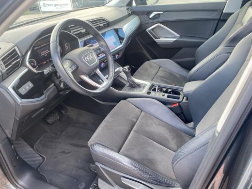 Audi Q3 45 TFSI e S Edition | PHEV | Pano | A. Camera | PDC |  Keyless | ActivLease financial lease