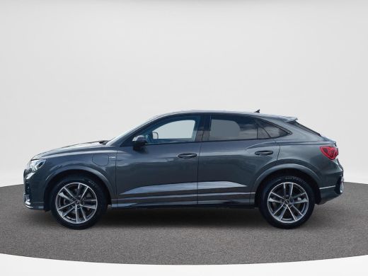 Audi Q3 45 TFSI e S Edition | PHEV | Pano | A. Camera | PDC |  Keyless | ActivLease financial lease
